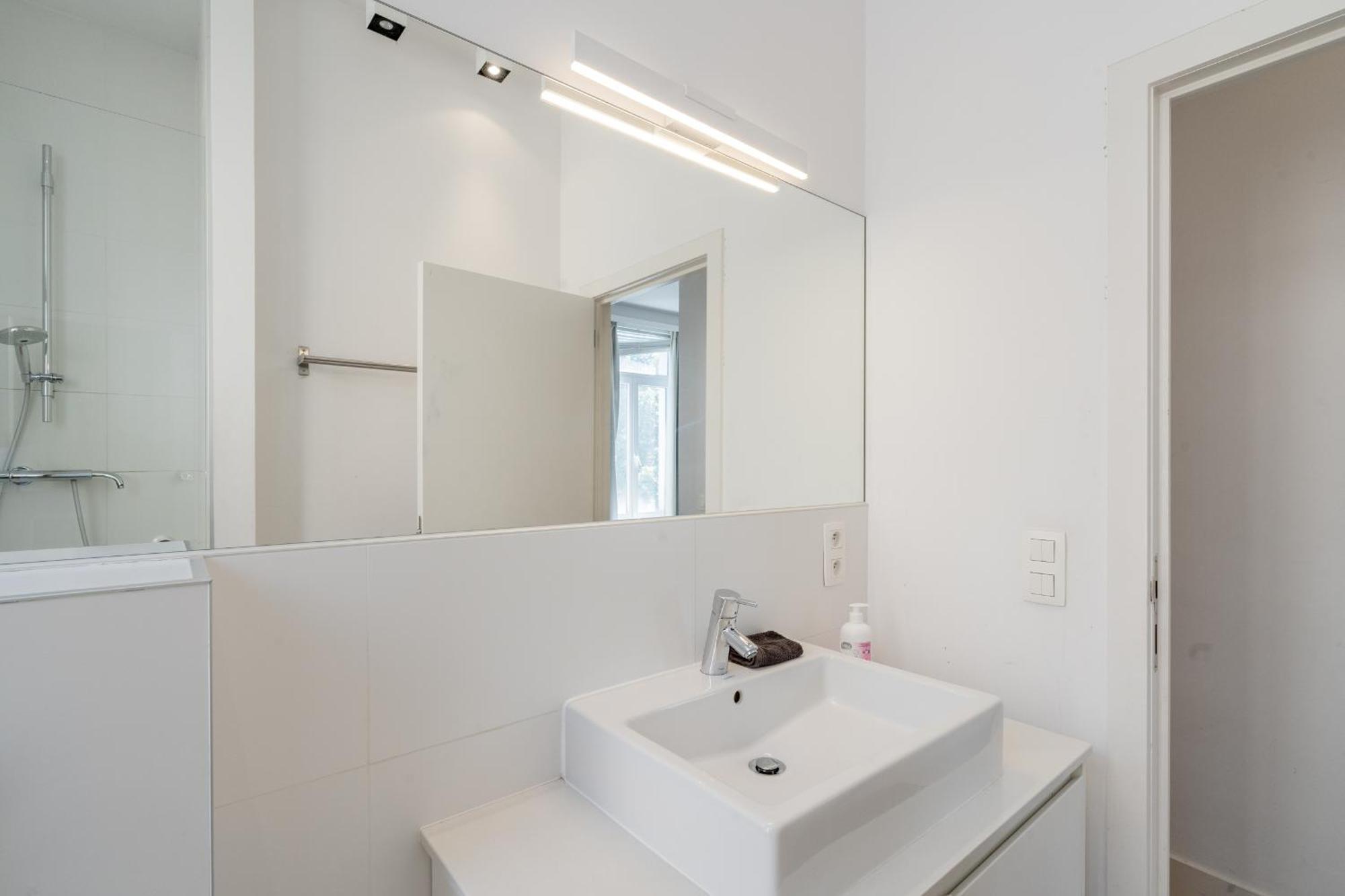 Beautiful Modern Apartment In The Heart Of Antwerpia Zewnętrze zdjęcie